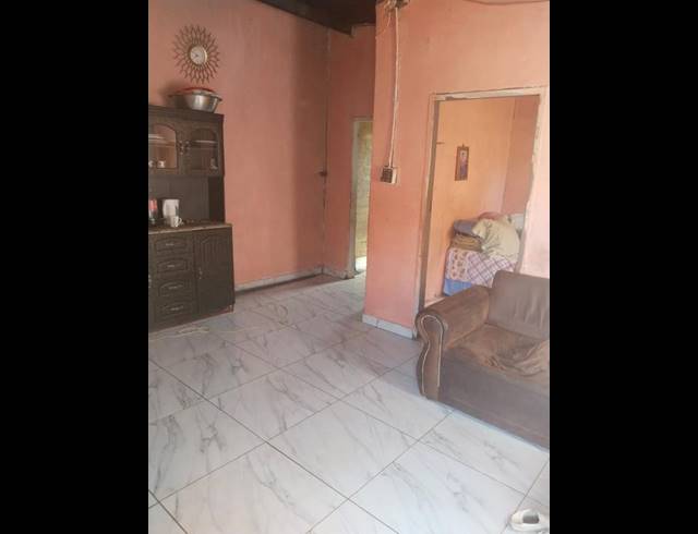 2 BEDROOM HOUSE FOR SALE IN RONDEBULT